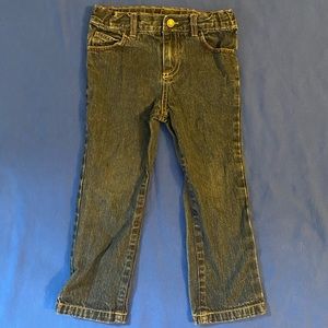 Jeans with Details on Back Pockets